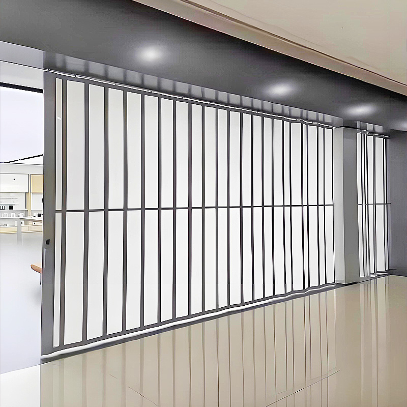 ggg Commercial crystal folding door